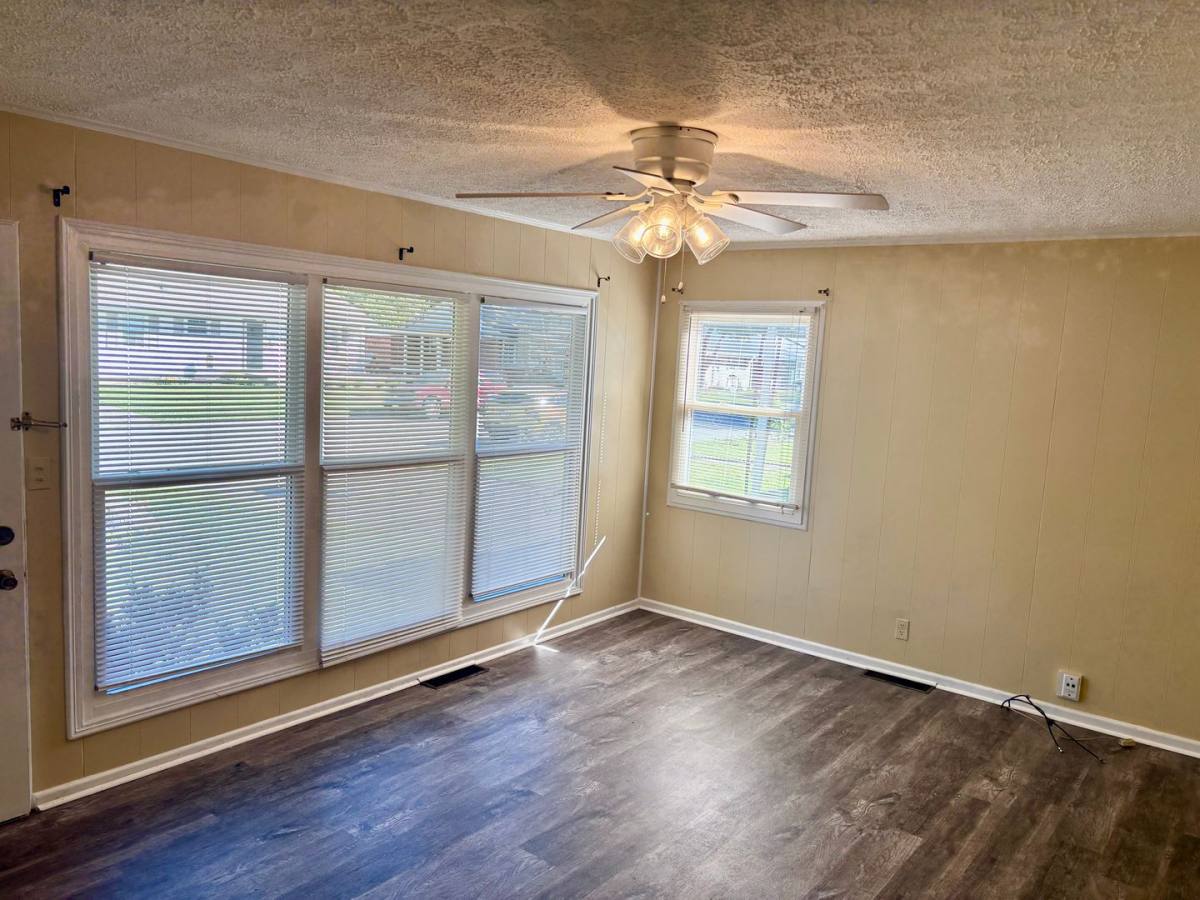 House for rent at 1514 Elliott Ave, Jeffersonville, IN 47130