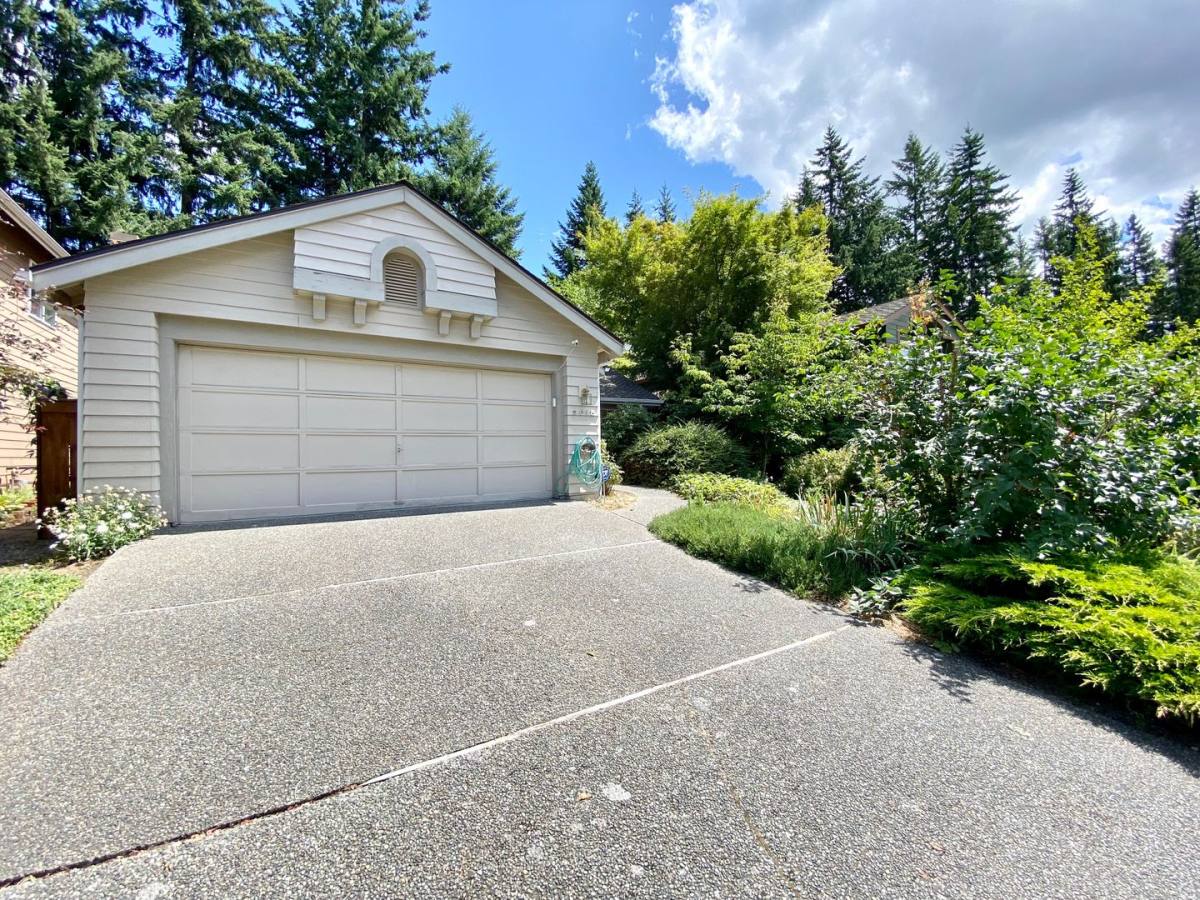 House for rent at 3618 254th Ave SE, Issaquah, WA 98029