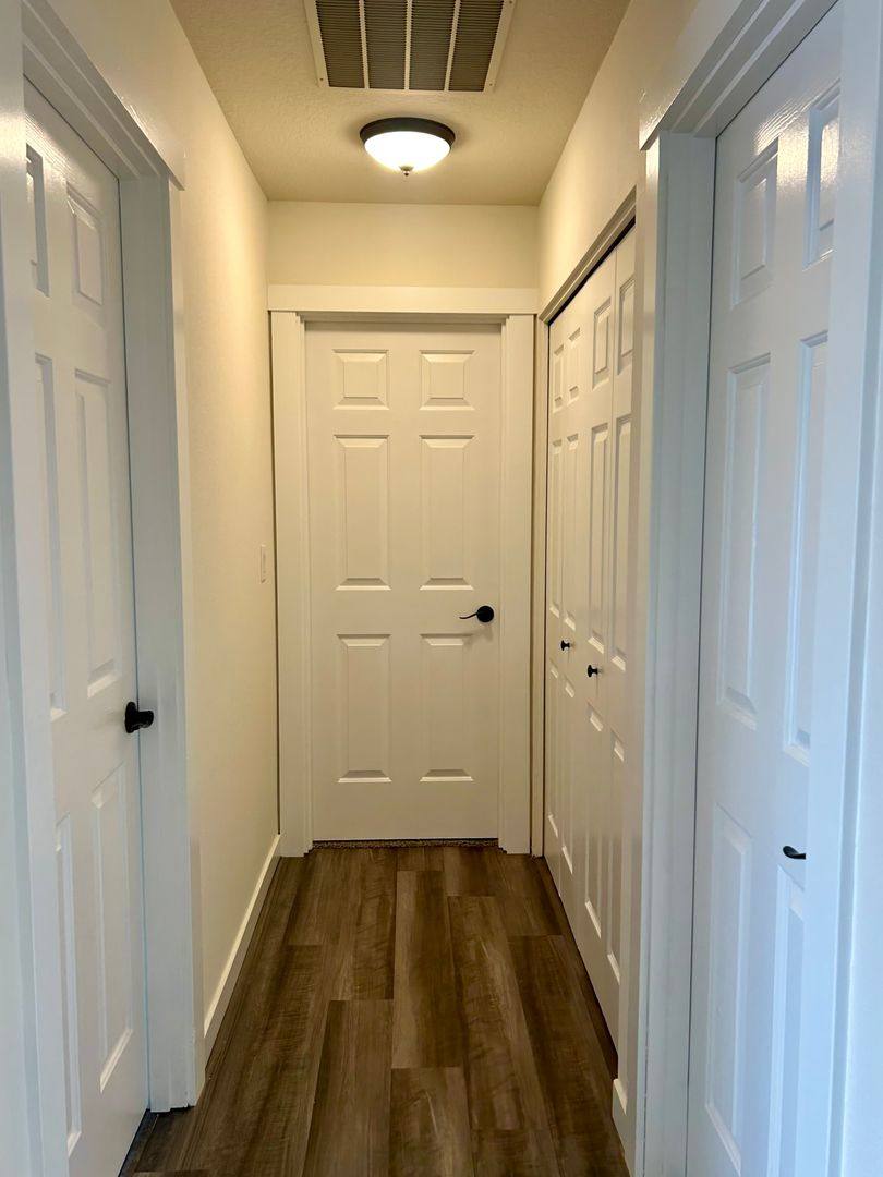 Apartment for rent at 938-940 Boardwalk Ave NE, Salem, OR 97303