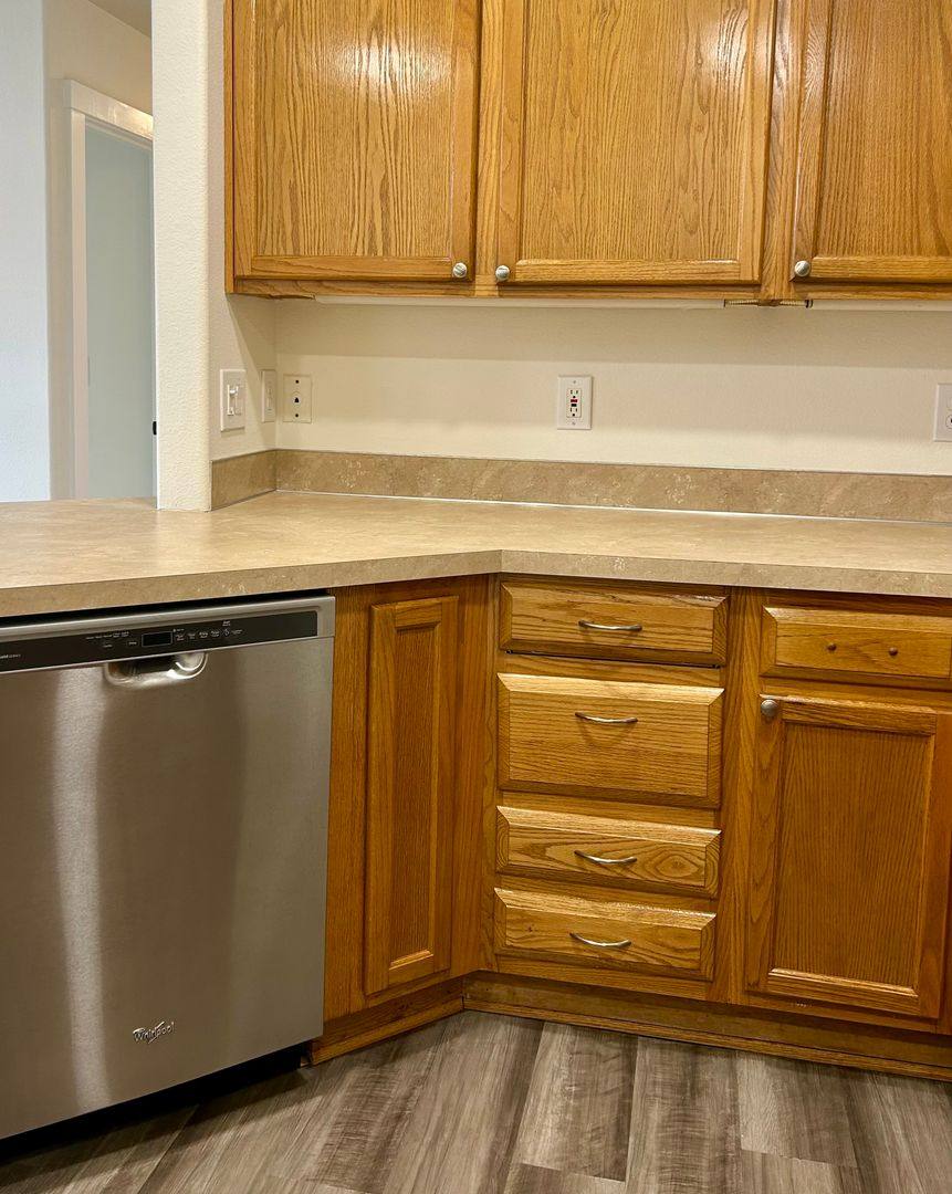 Apartment for rent at 938-940 Boardwalk Ave NE, Salem, OR 97303