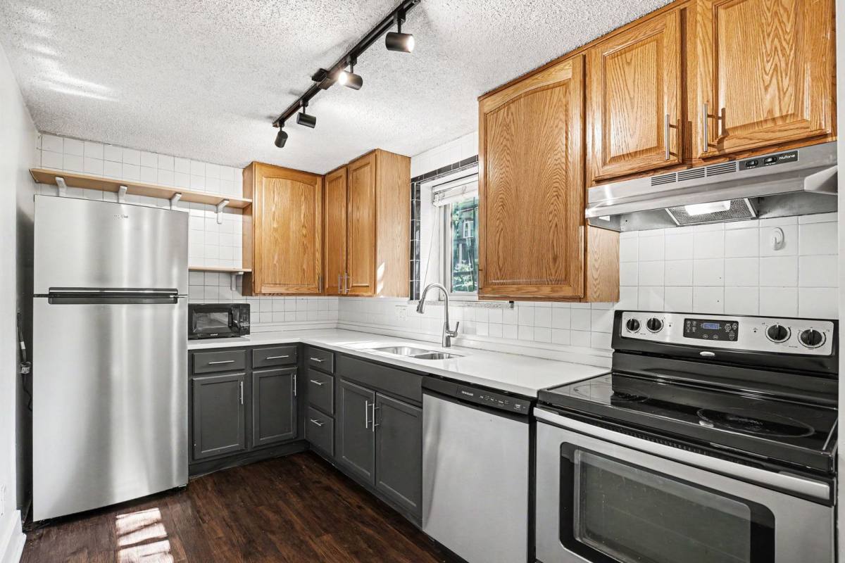 Condo for rent at 1243 N Washington St, Denver, CO 80203