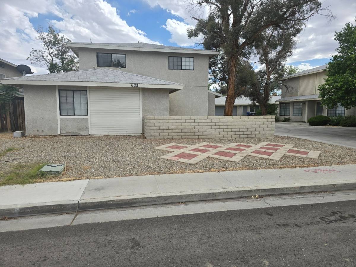 Apartment for rent at 625 W Perdew Ave, Ridgecrest, CA 93555