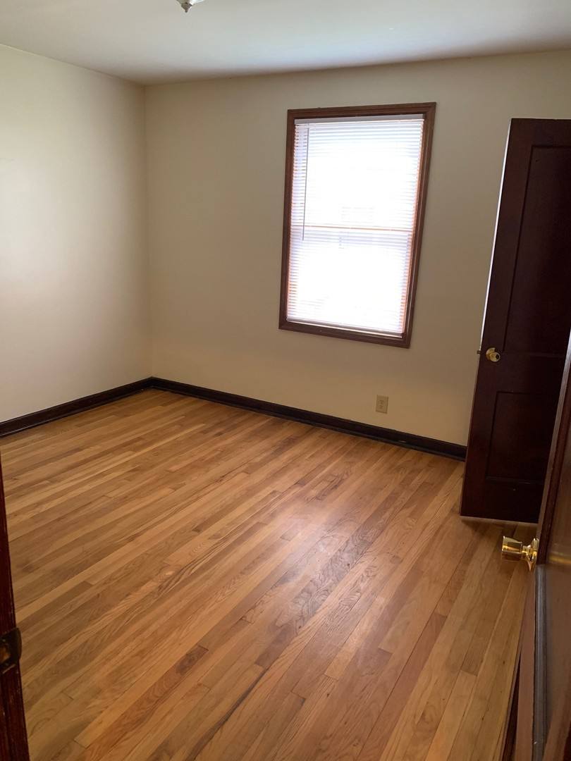 Apartment for rent at 2350 Glenmawr Ave, Columbus, OH 43202
