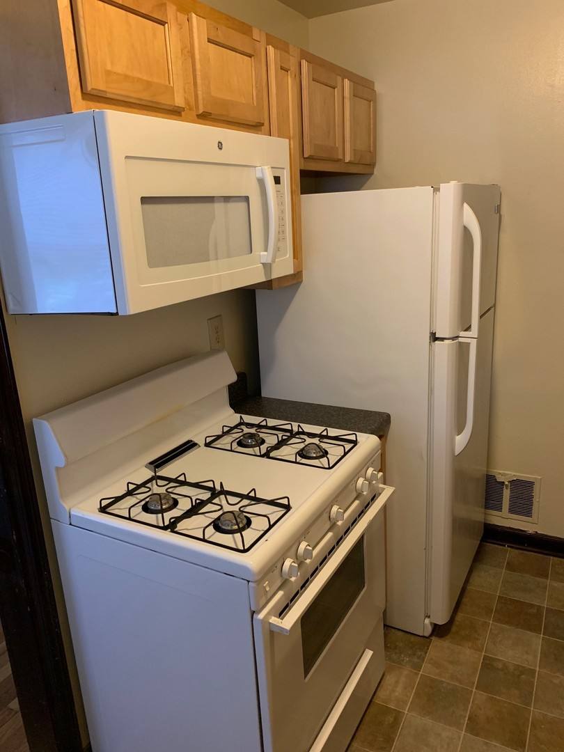 Apartment for rent at 2350 Glenmawr Ave, Columbus, OH 43202
