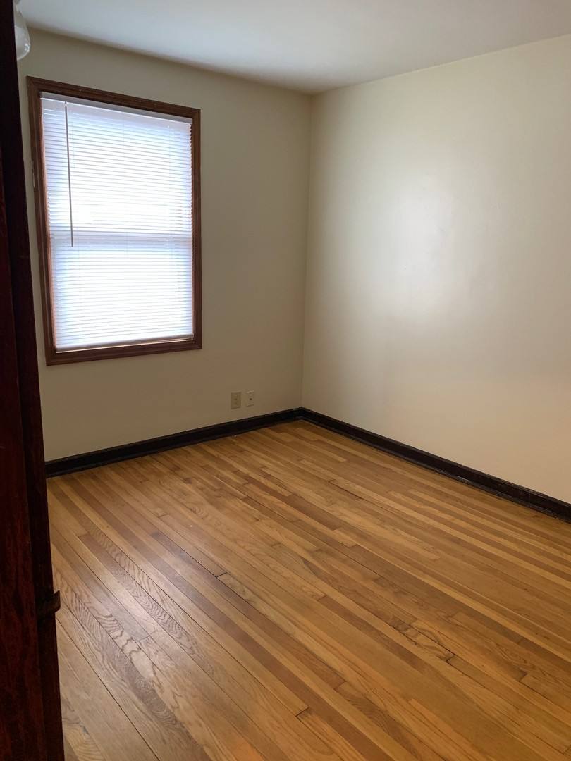 Apartment for rent at 2350 Glenmawr Ave, Columbus, OH 43202