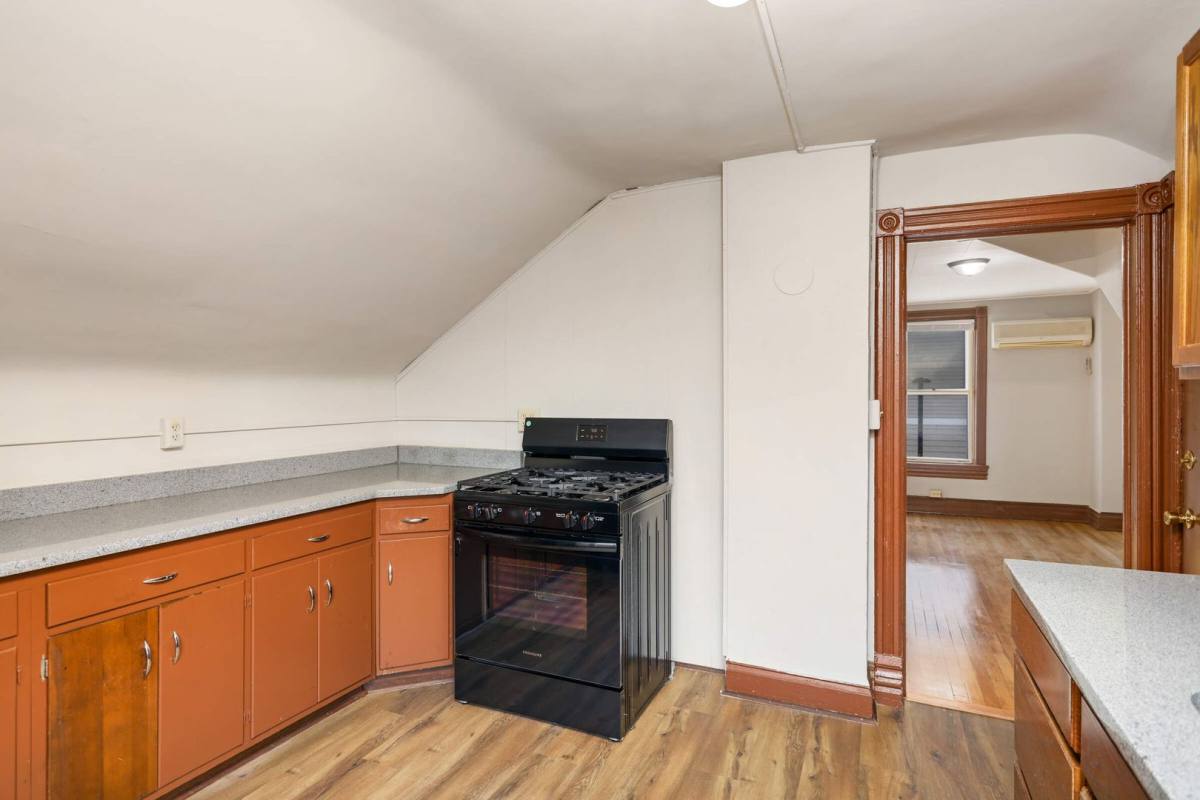 Apartment for rent at 375 Erie St, Saint Paul, MN 55102