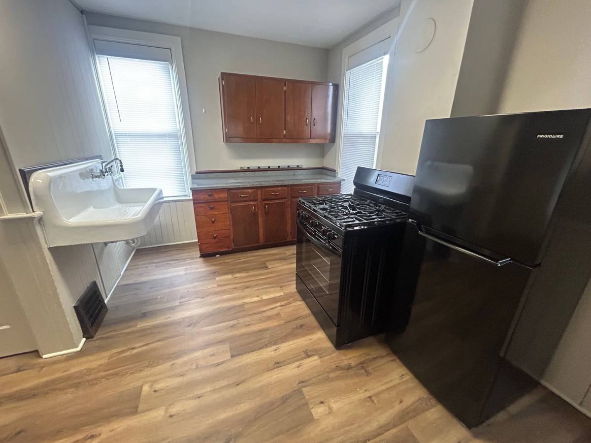Apartment for rent at 375 Erie St, St. Paul, MN 55102