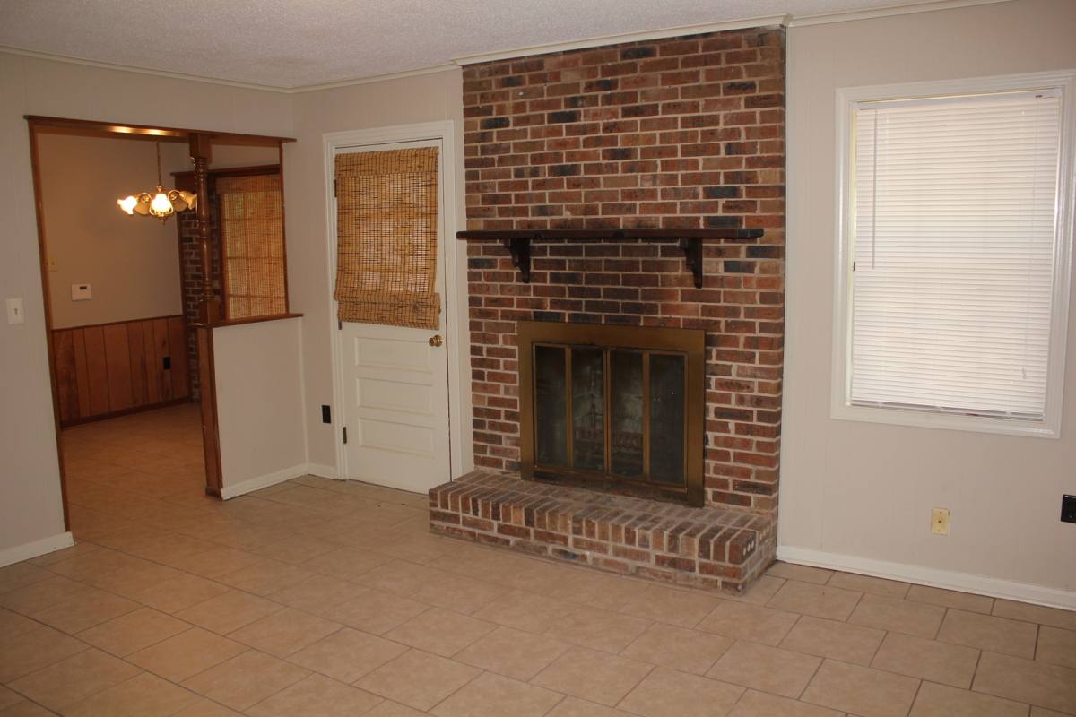Apartment for rent at 3729 Village Oak, Memphis, TN 38118
