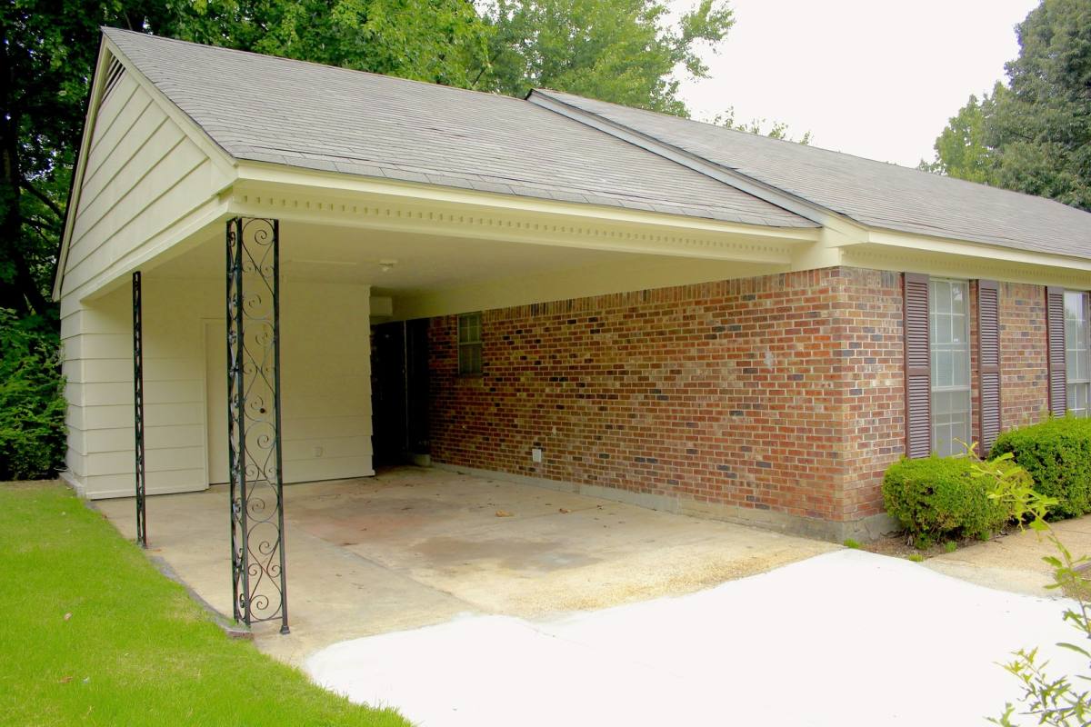 Apartment for rent at 3729 Village Oak, Memphis, TN 38118