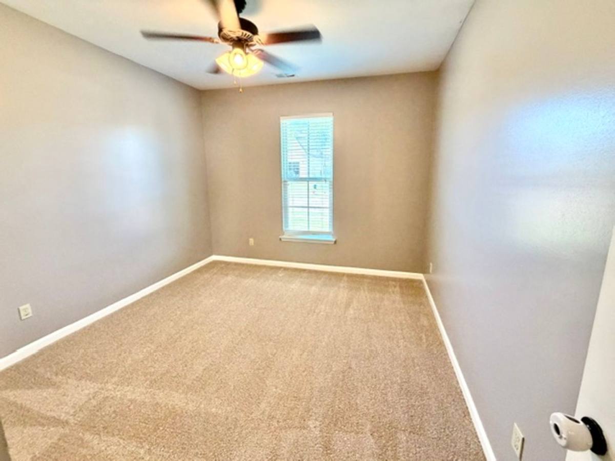 Apartment for rent at 6305 Vera Lane, Olive Branch, MS 38654