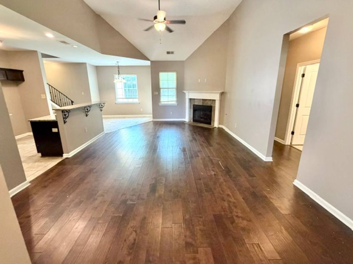 Apartment for rent at 6305 Vera Lane, Olive Branch, MS 38654