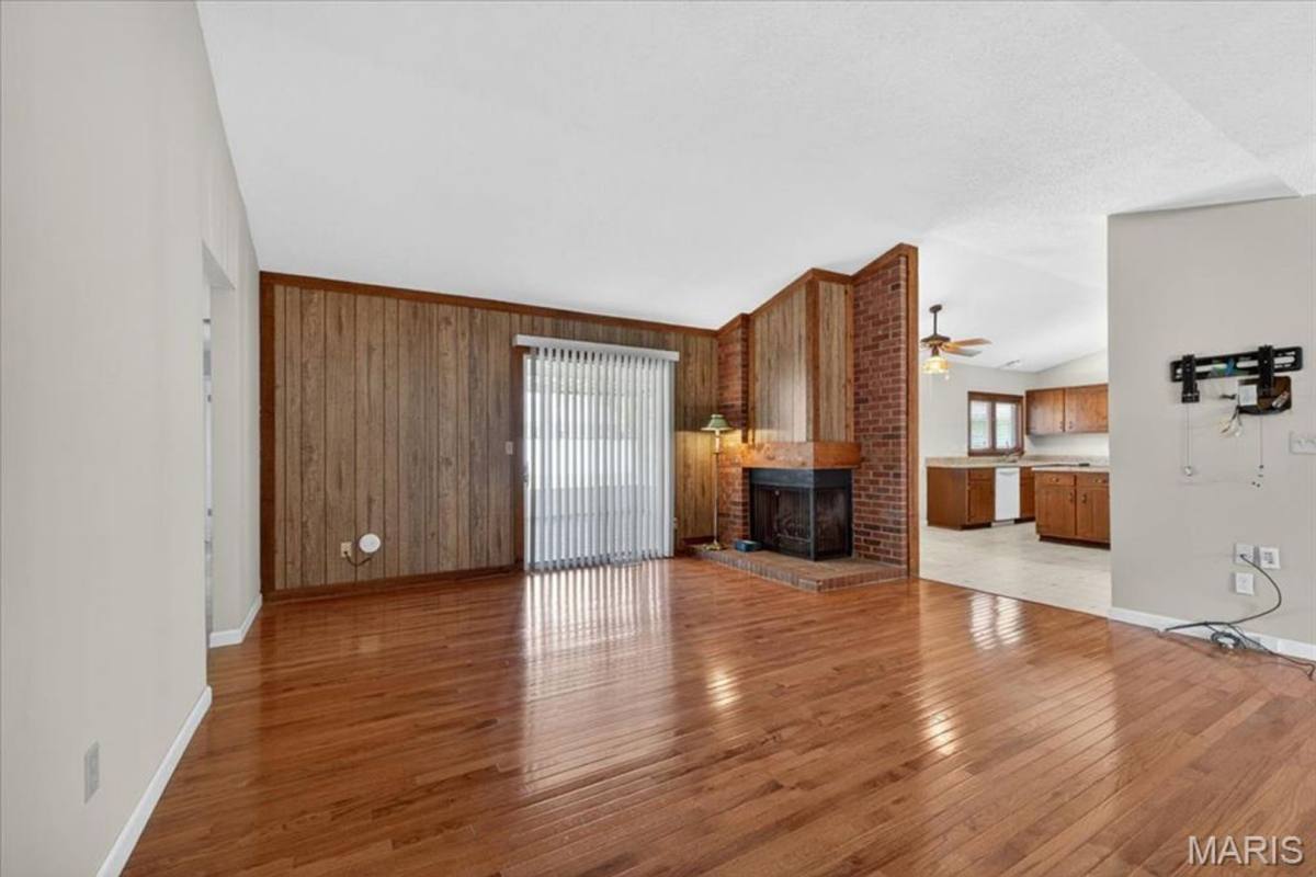 House for rent at 4038 N Bridge Dr, Saint Peters, MO 63376