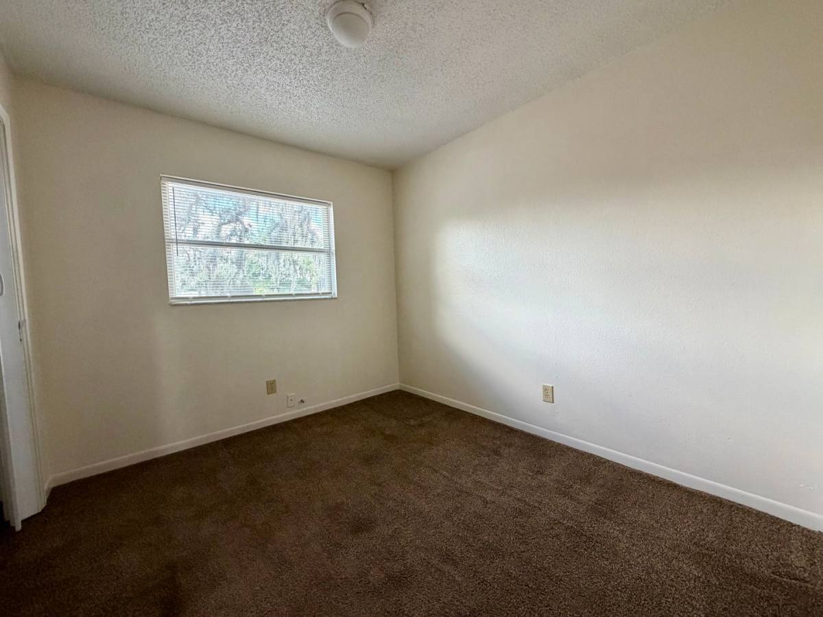 Apartment for rent at 24 B Euclid N, Plant City, FL 33563