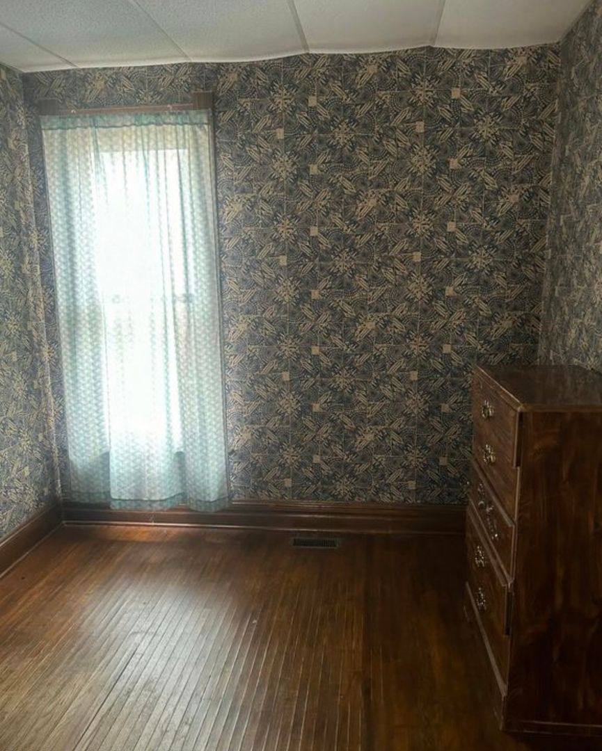 House for rent at 245 Plymouth St, Toledo, OH 43605