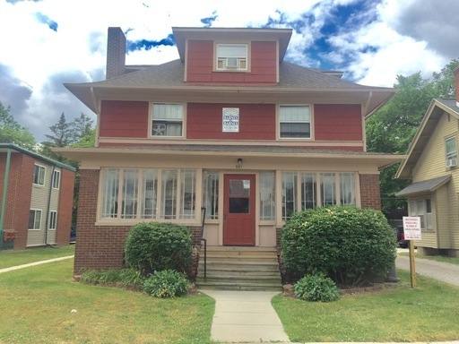 Apartment for rent at 921 W Cross St, Ypsilanti, MI 48197
