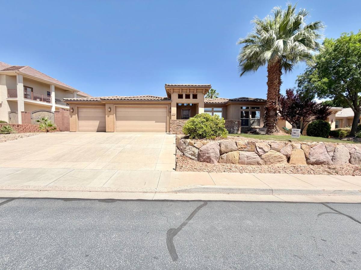 House for rent at 2176 N Gunsight Dr, Saint George, UT 84770