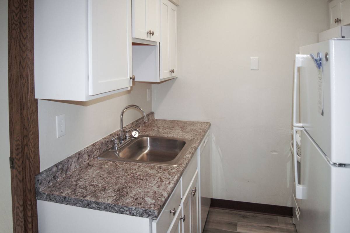 Apartment for rent at 1347 State Ave, Coraopolis, PA 15108