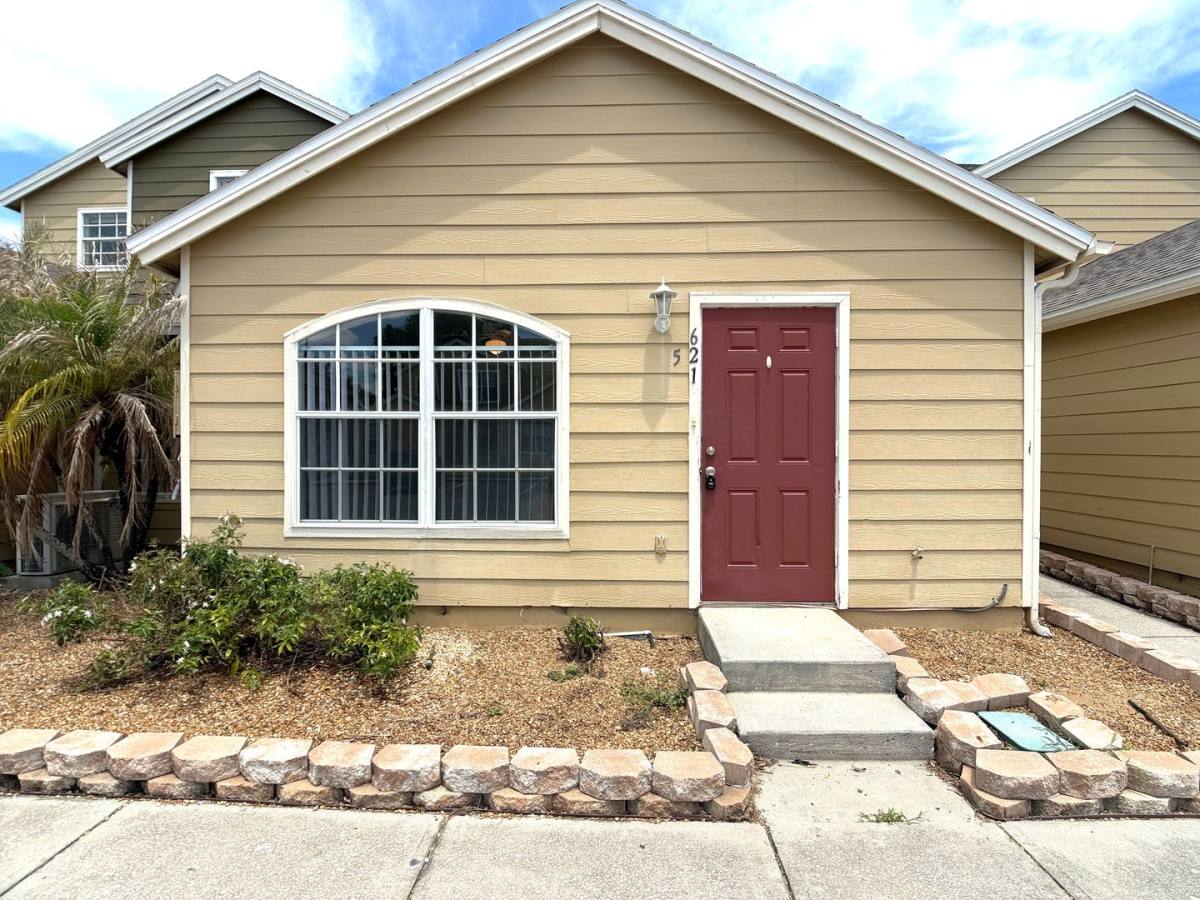 Apartment for rent at 621 Washington Palm Loop, Davenport, FL 33897