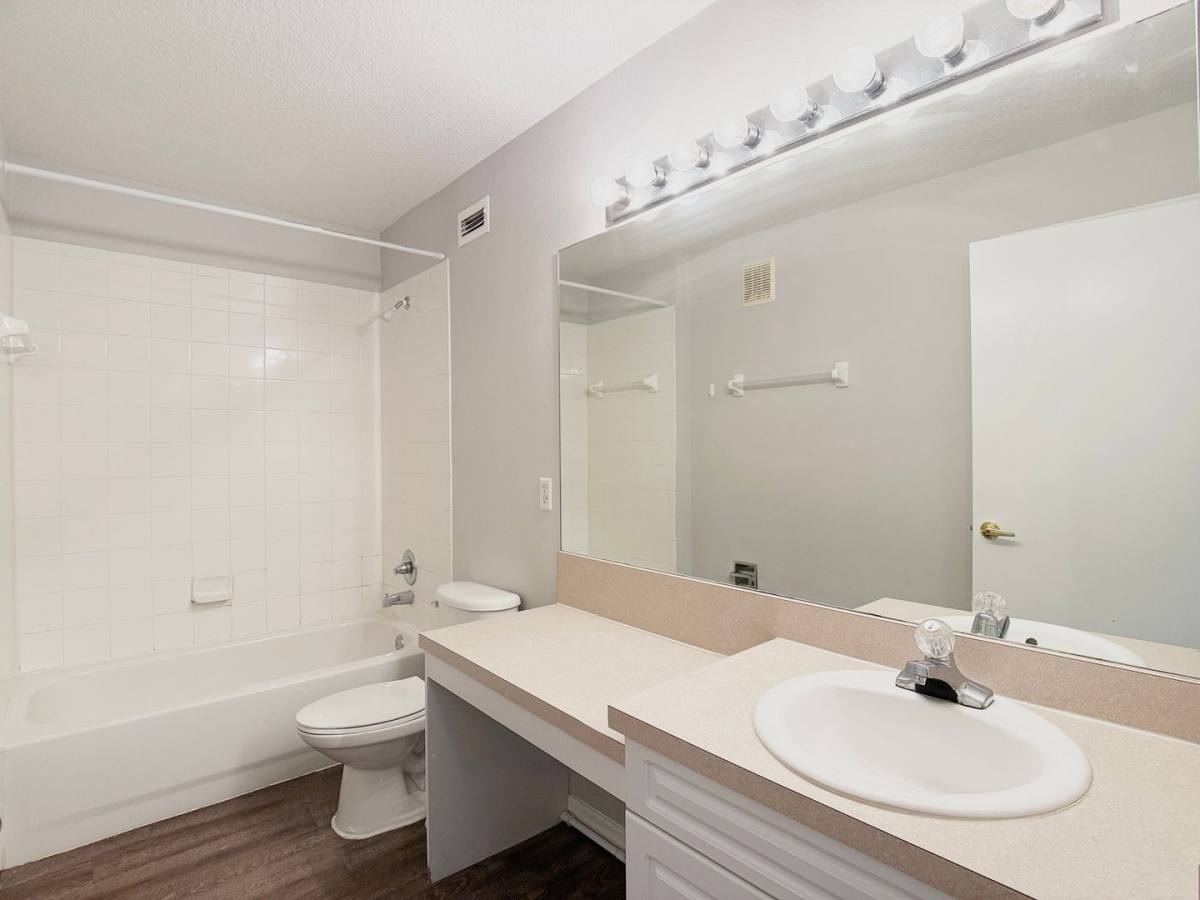 Apartment for rent at 621 Washington Palm Loop, Davenport, FL 33897