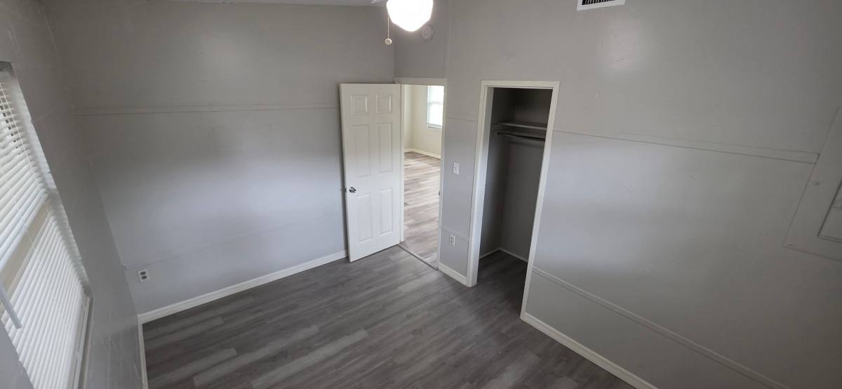 House for rent at 2425 Dixie Ave, Sarasota, FL 34234