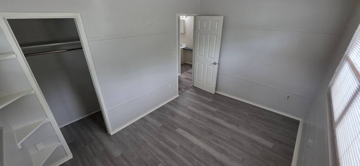 House for rent at 2425 Dixie Ave, Sarasota, FL 34234