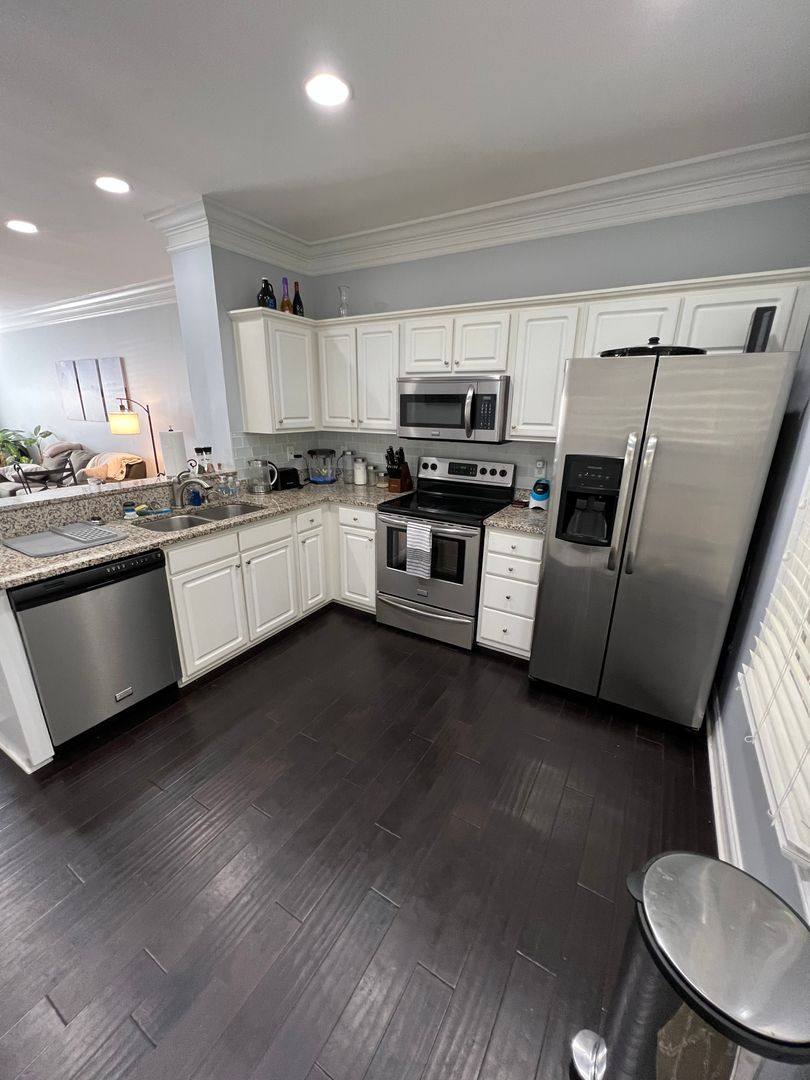 Townhouse for rent at 101 Woodlake Dr, Athens, GA 30606