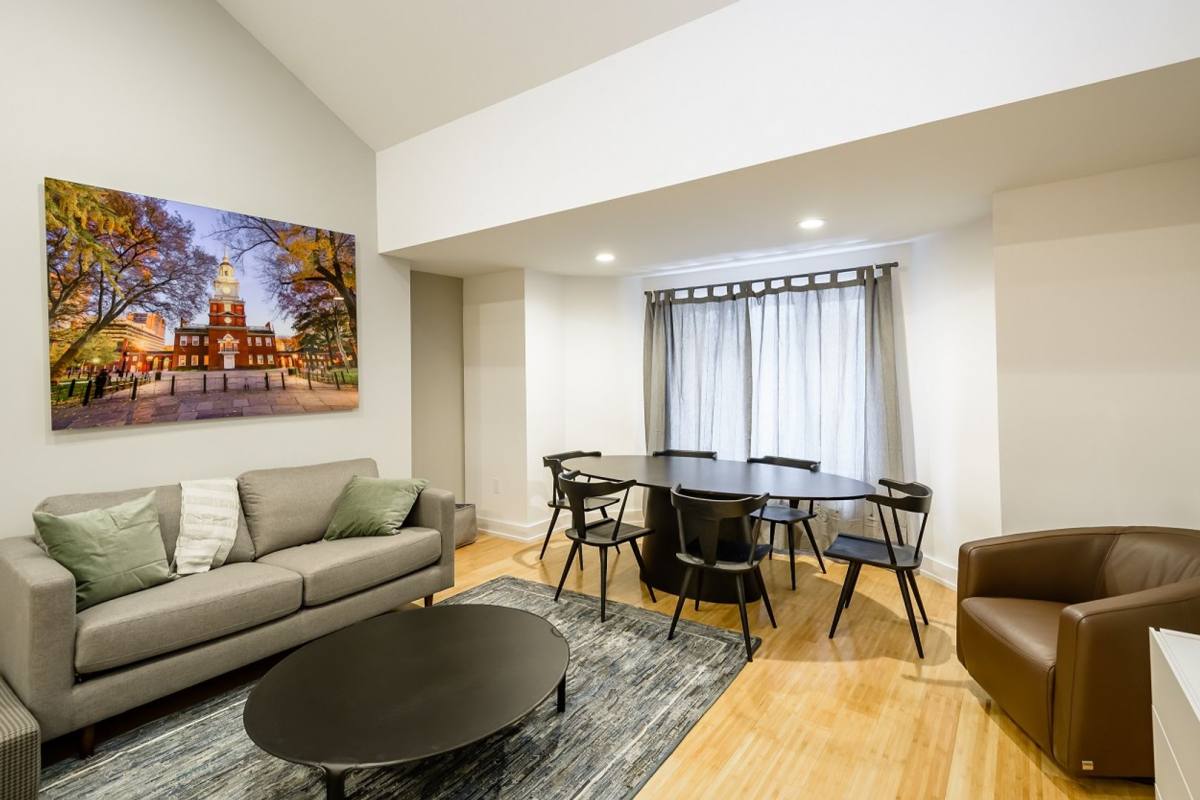 Apartment for rent at 33 S 11th St, Philadelphia, PA 19107