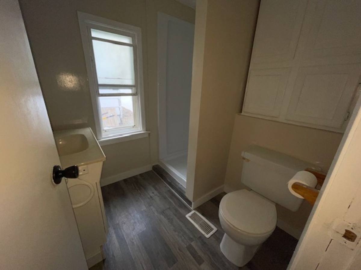 House for rent at 928 N Spring Ave, Sioux Falls, SD 57104