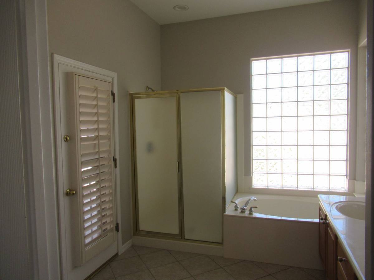 House for rent at 860 W Oriole Way, Chandler, AZ 85286