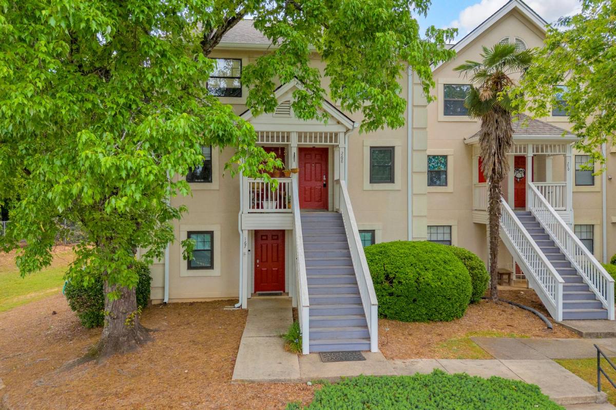 Apartment for rent at 290 Appleby Dr, Athens, GA 30605