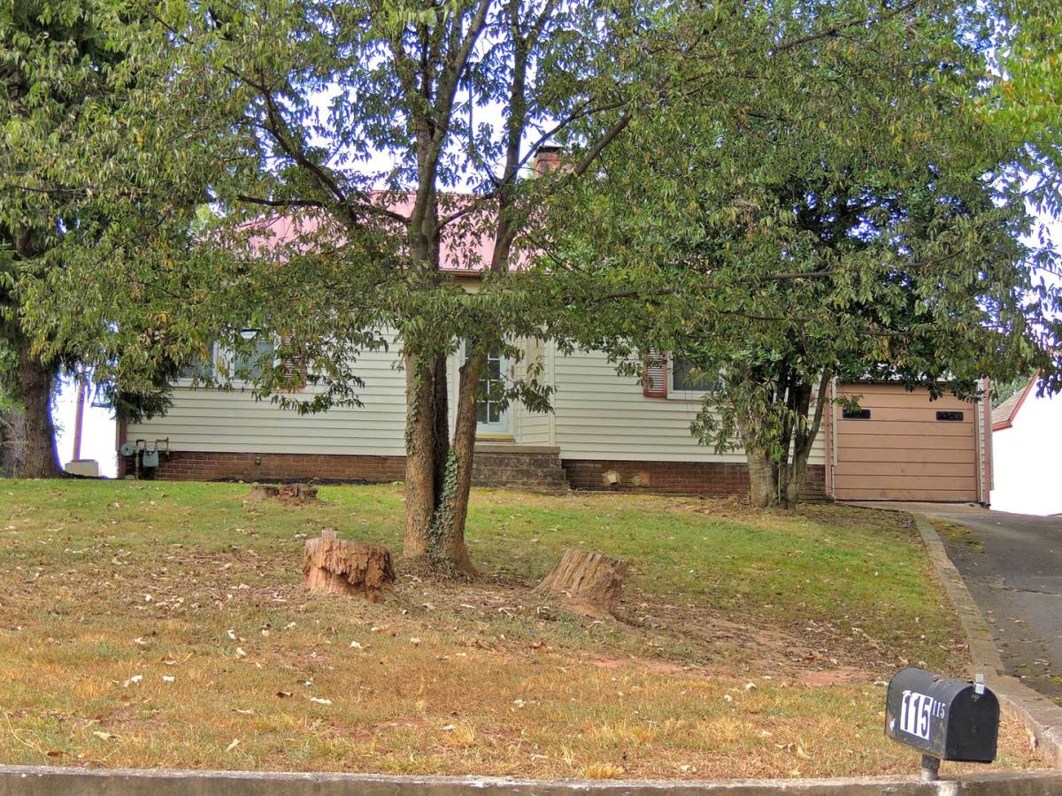 House for rent at 115 Park Dr, Maryville, TN 37804