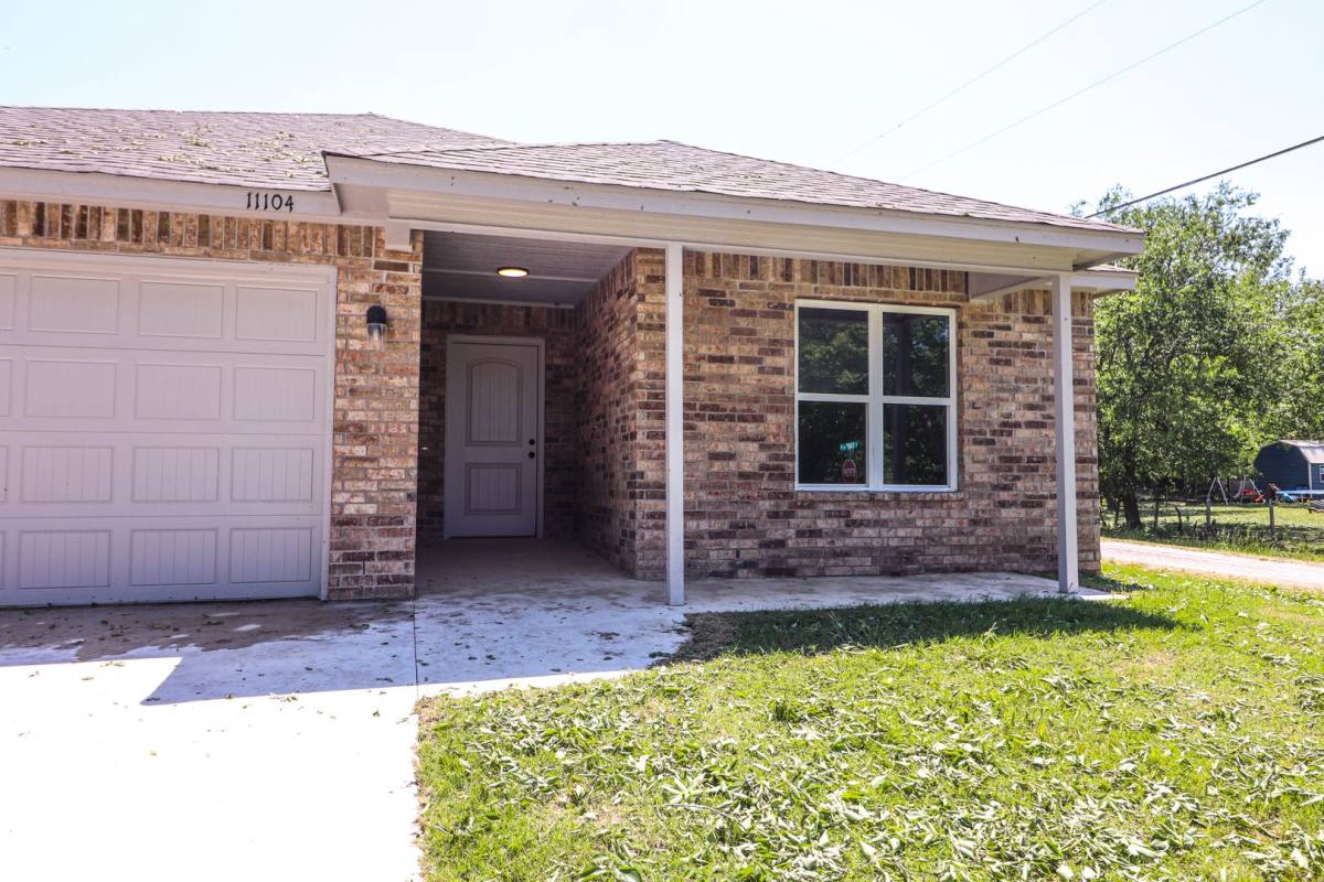 House for rent at 11104 E 138th Place N, Collinsville, OK 74021