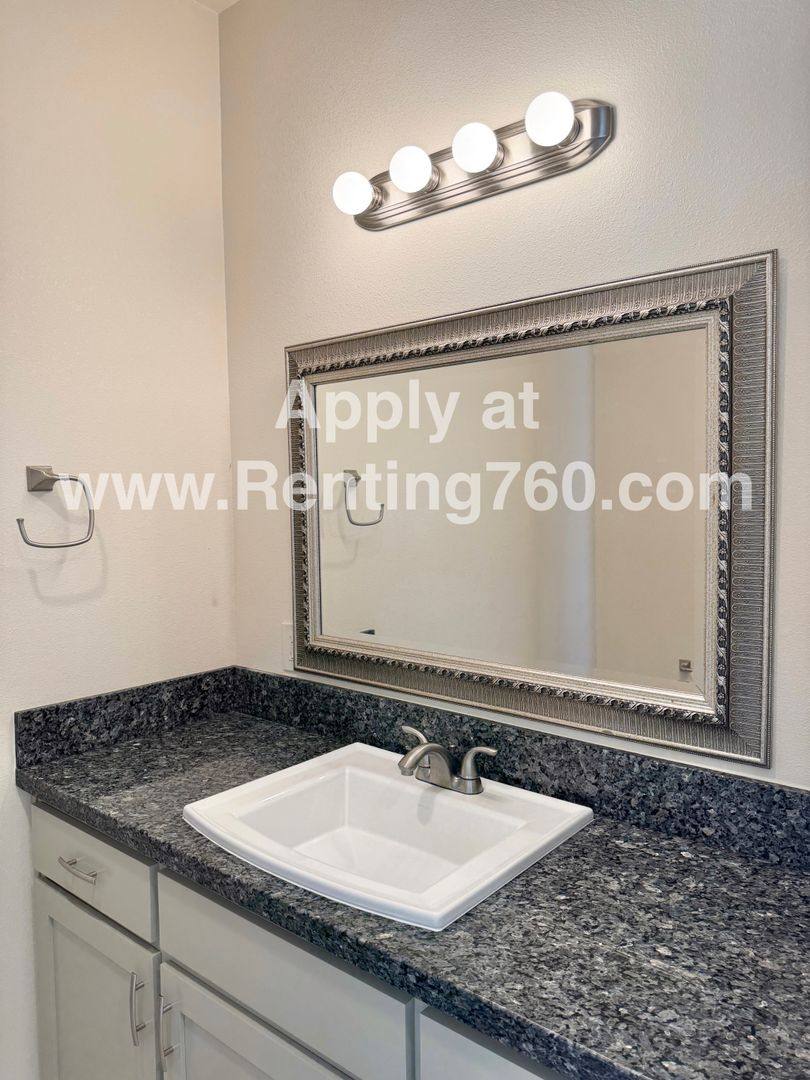 House for rent at 56923 Ivanhoe Dr, Yucca Valley, CA 92284