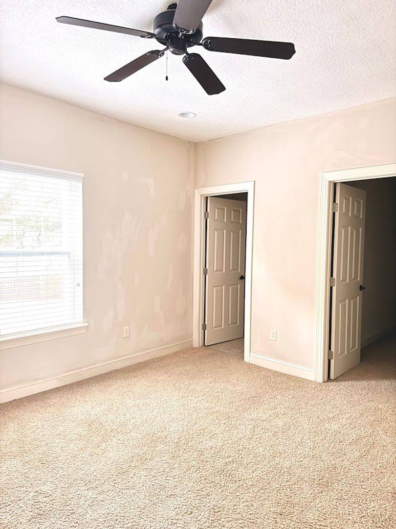 Apartment for rent at 708 Osborne St, Saint Marys, GA 31558