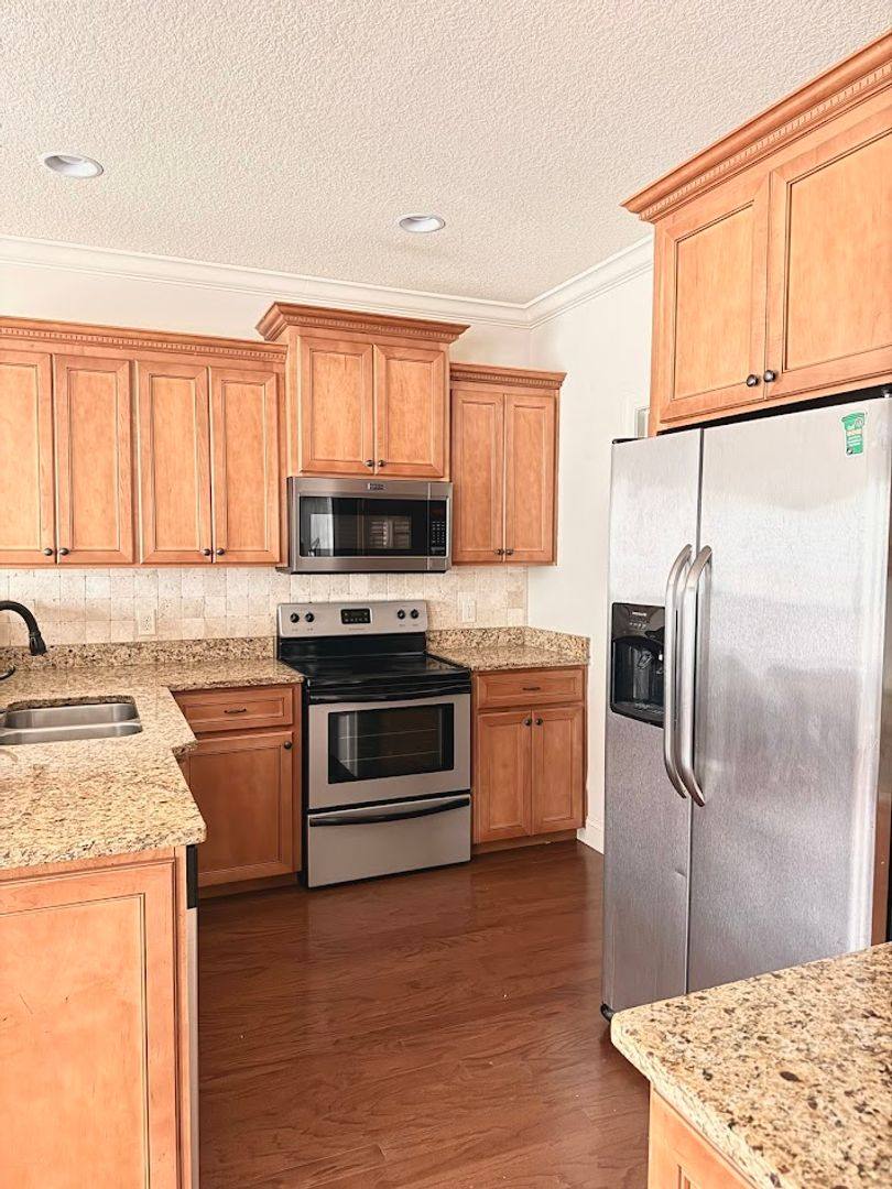Apartment for rent at 708 Osborne St, Saint Marys, GA 31558