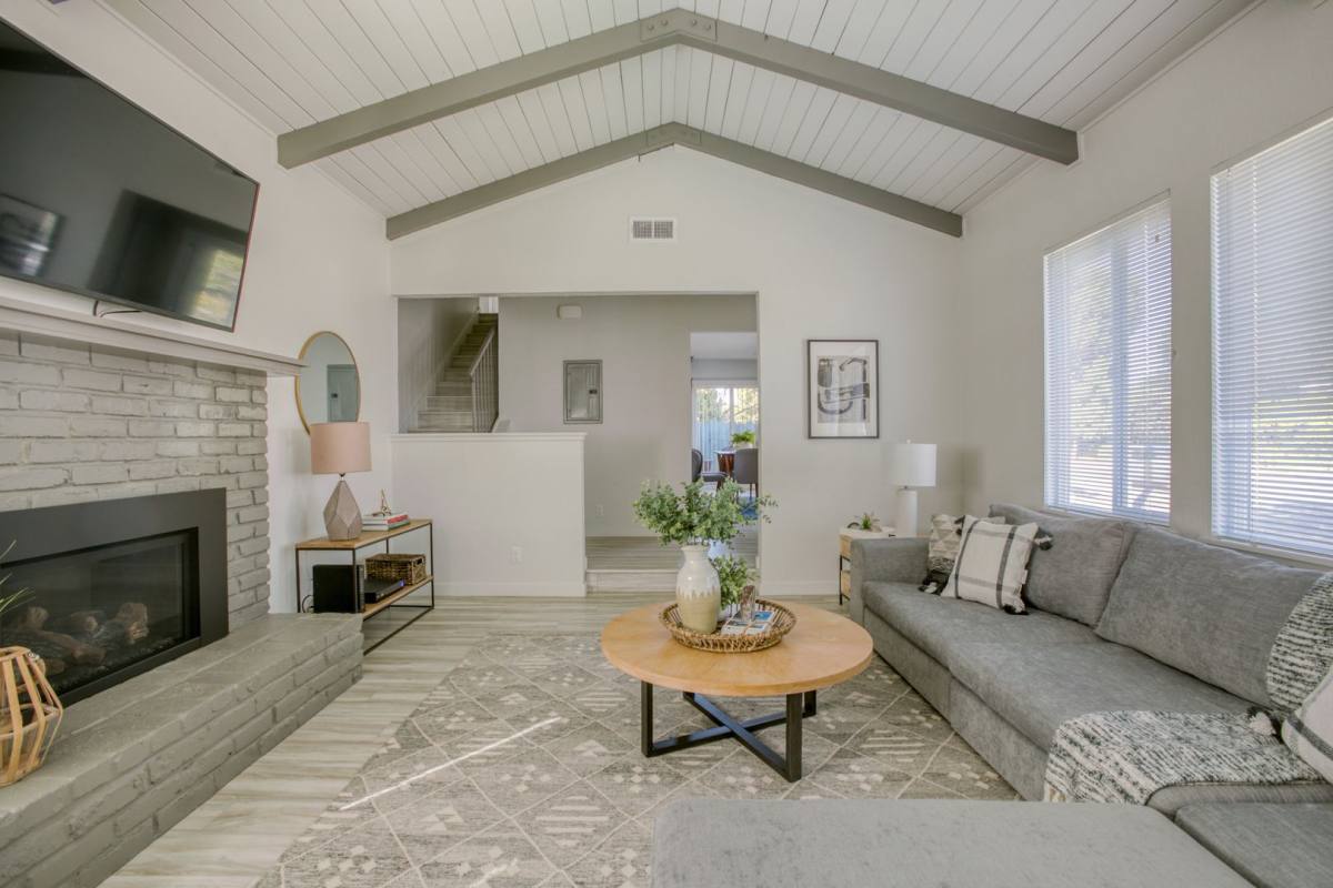 Apartment for rent at 1355 S Wolfe Rd, Sunnyvale, CA 94087