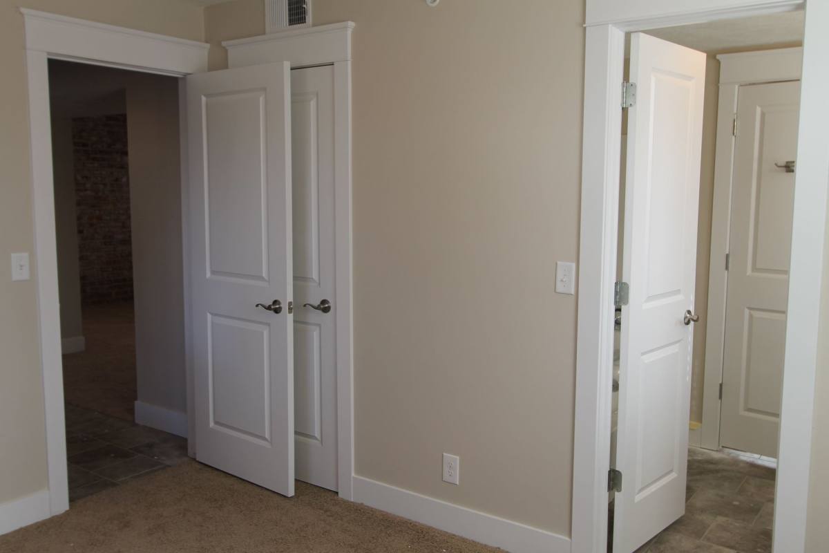 Apartment for rent at 1148 Park Ave, Omaha, NE 68105