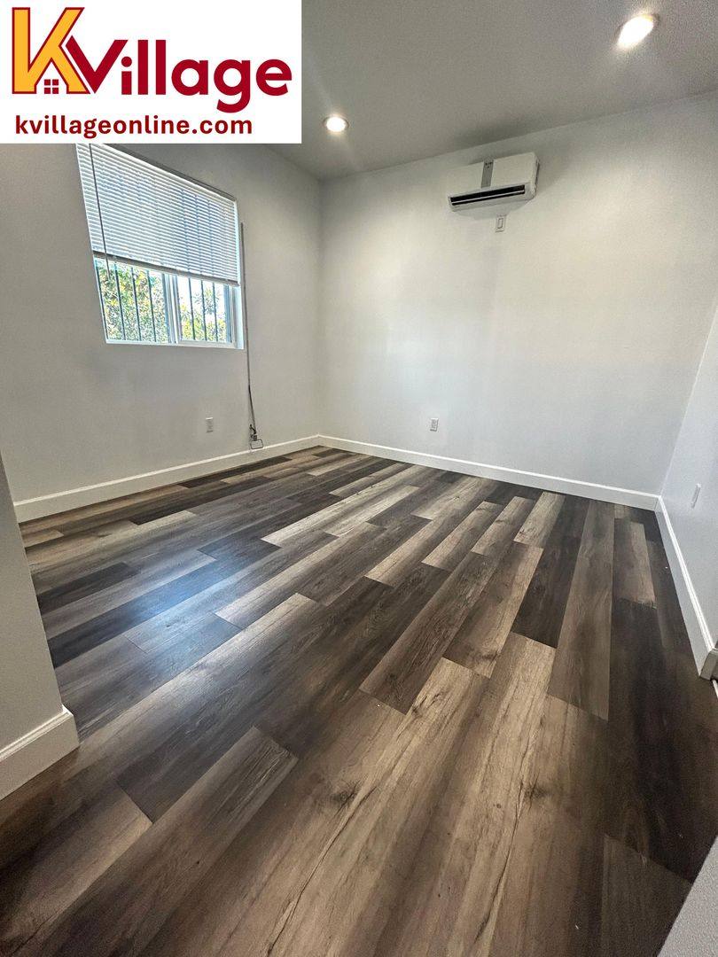 Apartment for rent at 1565 W 36th St, Los Angeles, CA 90018