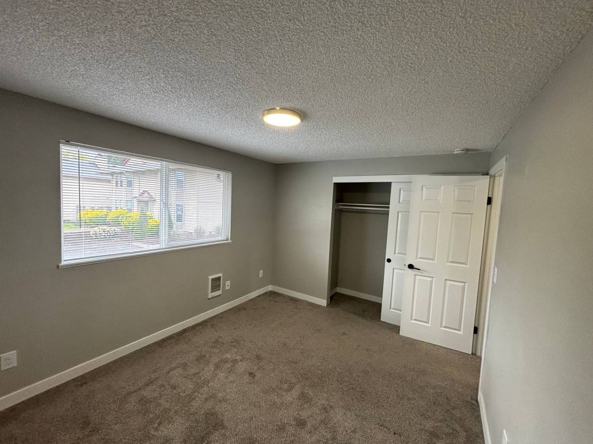 Apartment for rent at 22833 SW Washington St, Sherwood, OR 97140