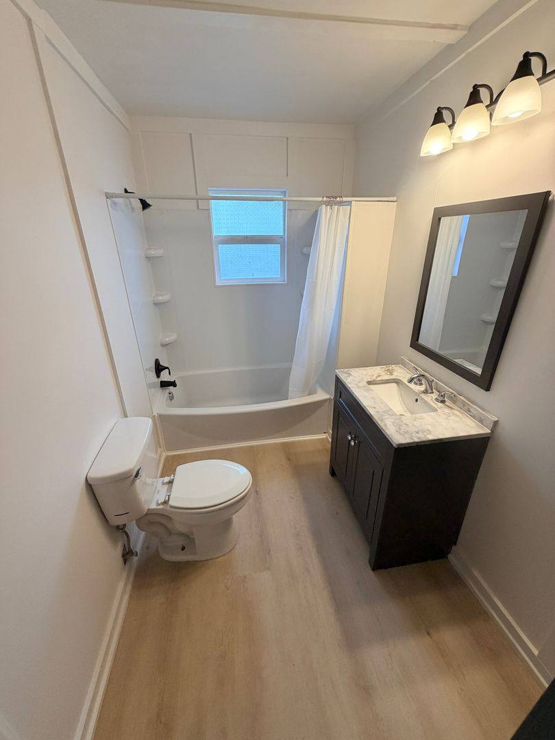 Apartment for rent at 585 Highland Ave NE, Salem, OR 97301