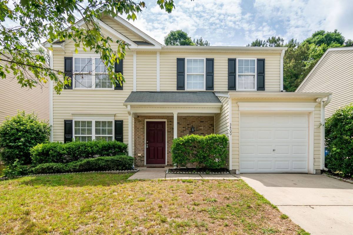 House for rent at 3400 Asgar Court, Raleigh, NC 27610
