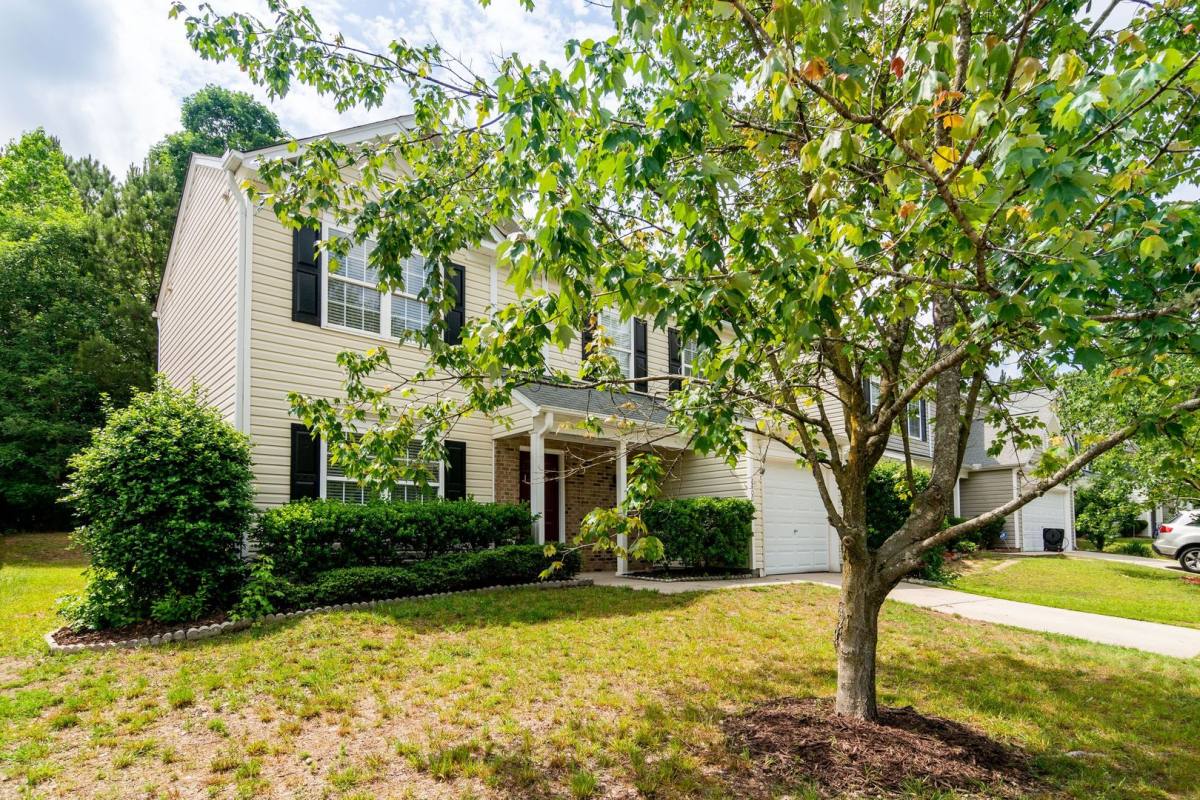 House for rent at 3400 Asgar Court, Raleigh, NC 27610