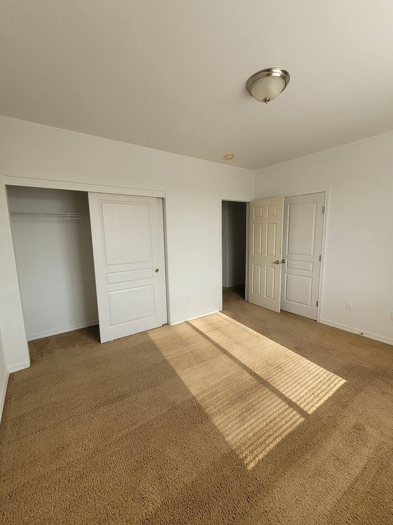 House for rent at 525 Florida St, Moses Lake, WA 98837