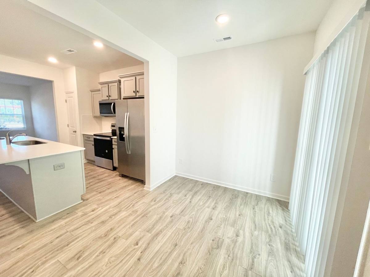 Townhouse for rent at 1351 Darlington Dr, Lowell, NC 28098