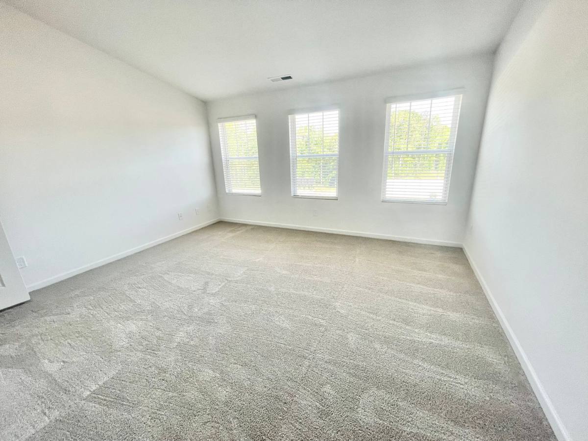 Townhouse for rent at 1351 Darlington Dr, Lowell, NC 28098