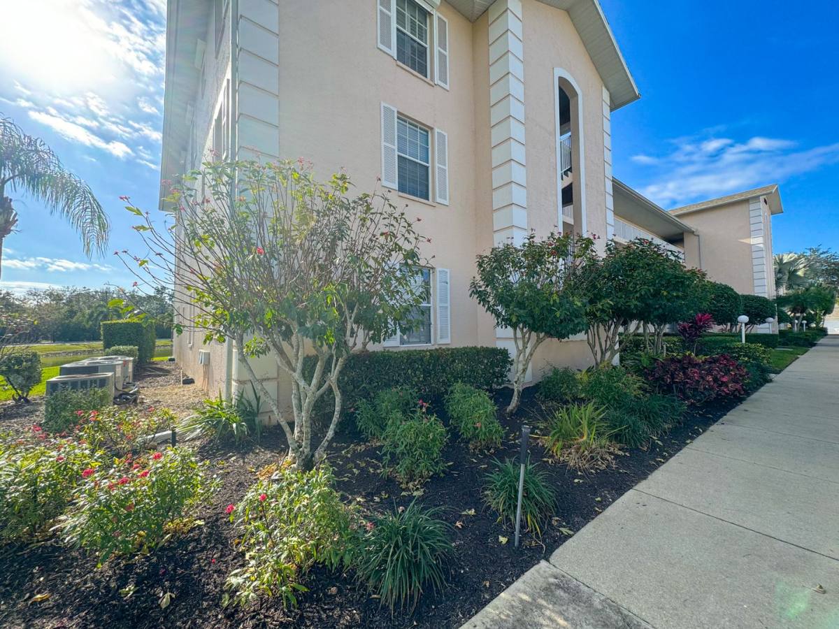 Condo for rent at 3250 Cypress Glen Way, Naples, FL 34109
