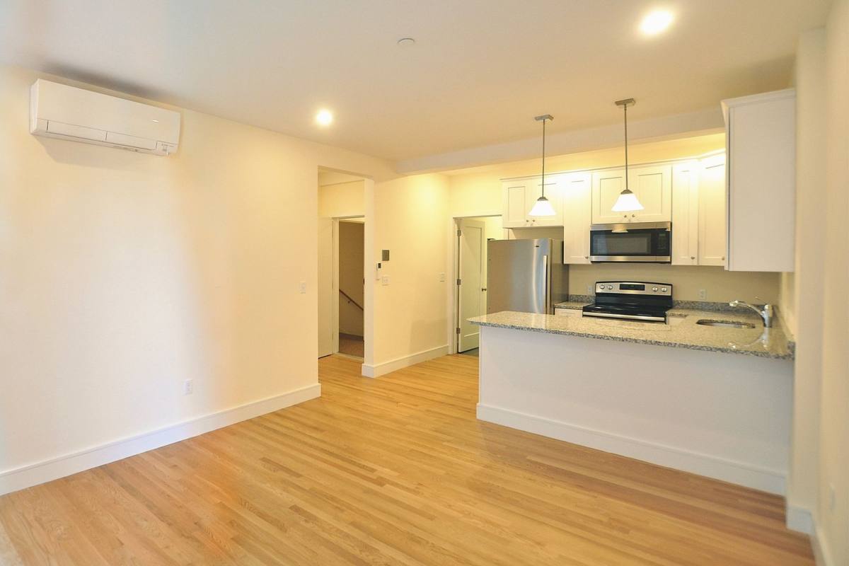 Apartment for rent at 877 Beacon St, Boston, MA 02215
