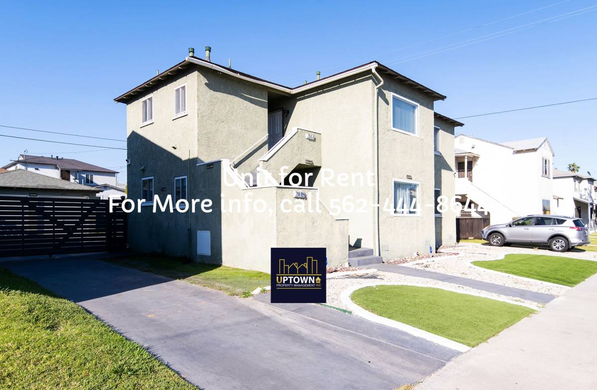 Townhouse for rent at 2115-2117 103rd Place, Los Angeles, CA 90047