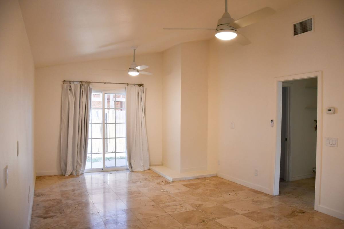 Apartment for rent at 316 N Parker, Orange, CA 92868