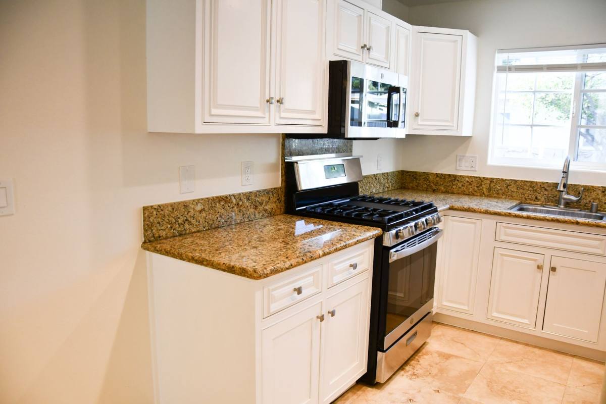 Apartment for rent at 316 N Parker, Orange, CA 92868